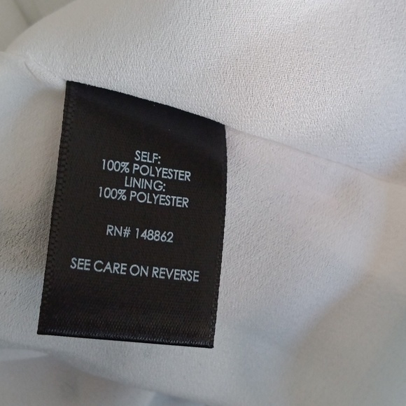 Torrid adjustable strap sheer top size 3 22/24 - Picture 6 of 6